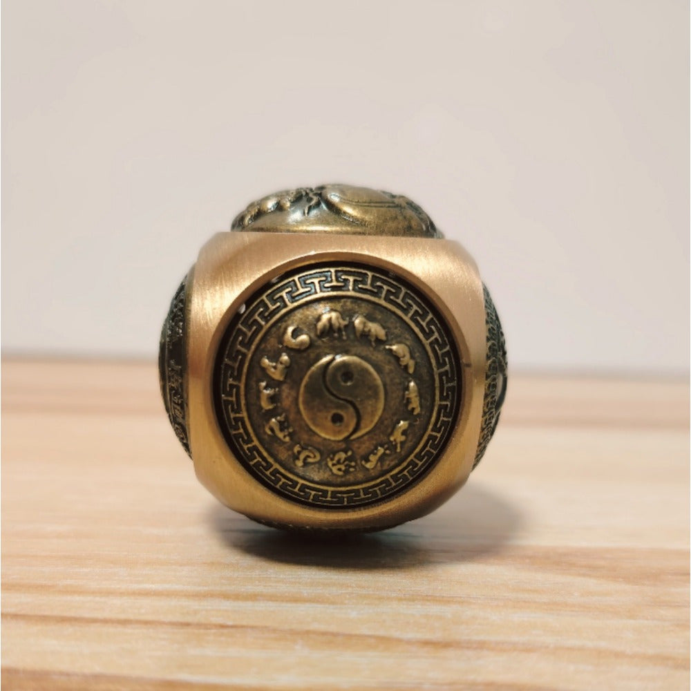 1pc Vintage Brass Six-sided Small Ornament, A Spherical Deco