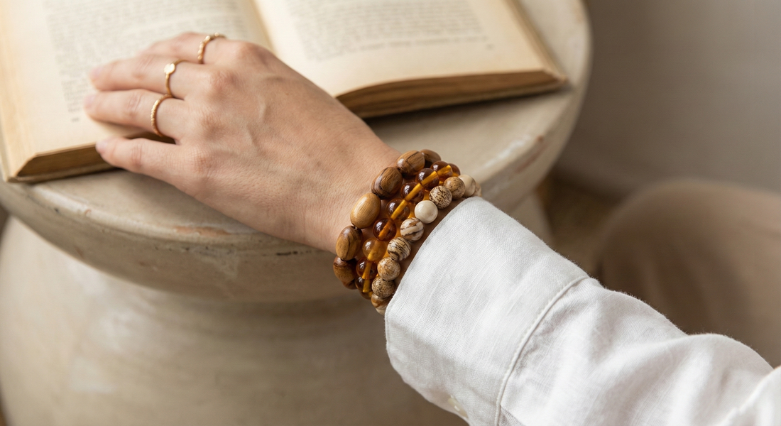 The Ultimate Guide: How to Match Your Dominant 5 Element to Your Perfect Bracelet